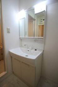 物件内観写真11　(洗面)