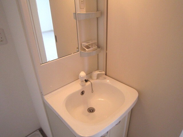 物件内観写真9　(洗面)