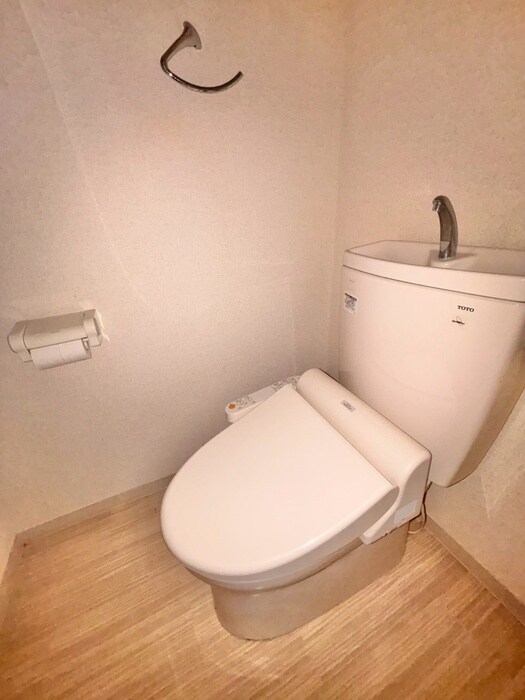 物件内観写真10　(トイレ)