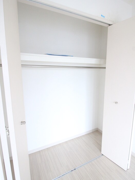 物件内観写真13　(収納)