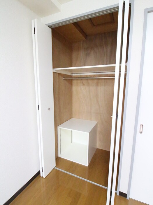 物件内観写真7　(収納)