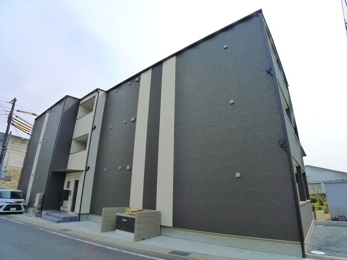 物件外観写真2　(駐輪場)