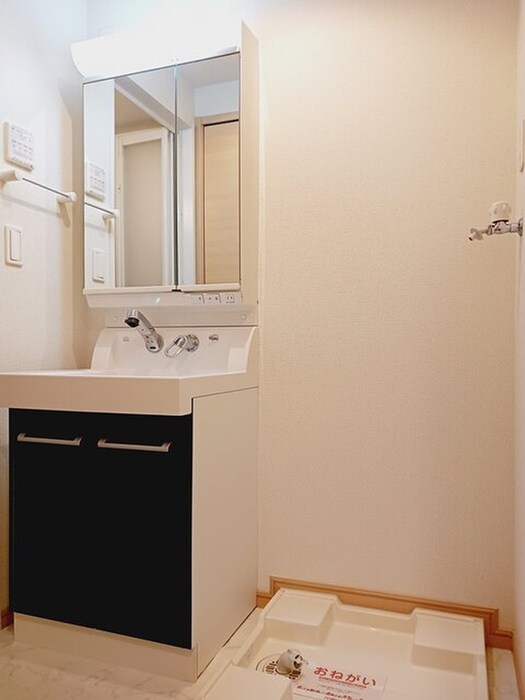 物件内観写真10　(洗面)