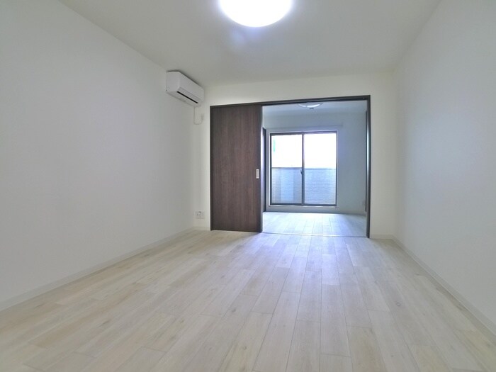 物件内観写真15　(居室)