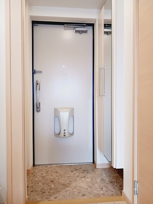 物件内観写真20　(廊下)