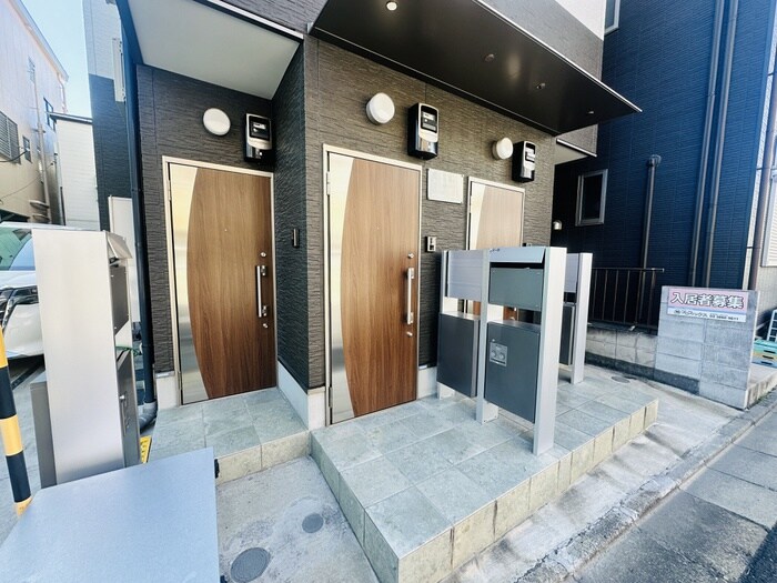 物件外観写真5　(外観写真)