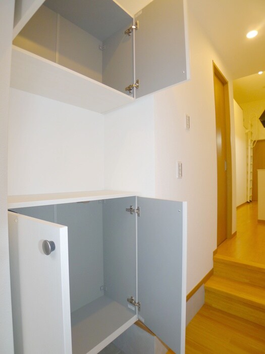 物件内観写真16　(靴箱)