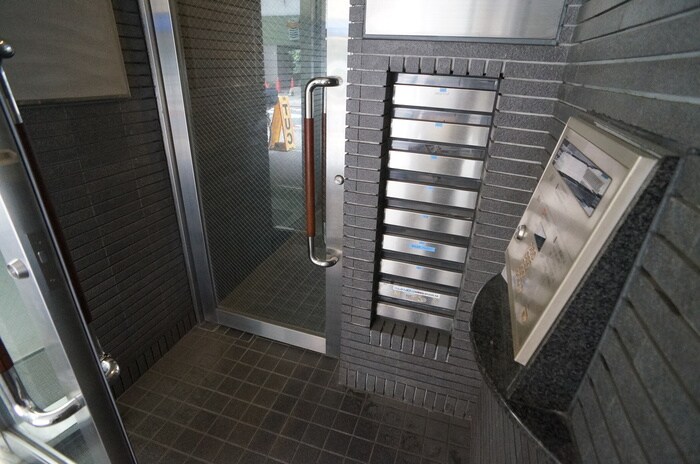 物件外観写真2　(建物設備)