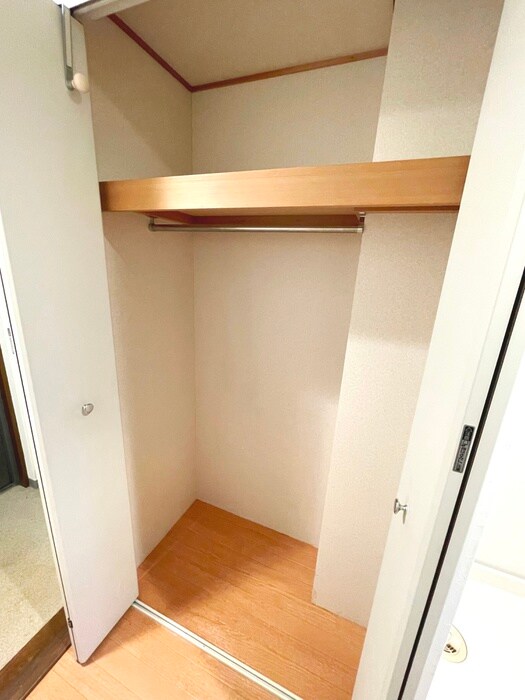 物件内観写真12　(収納)