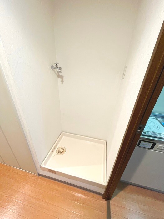 物件内観写真17　(洗濯機置場)