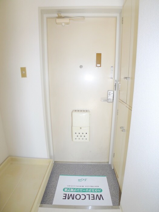 物件内観写真22　(玄関)