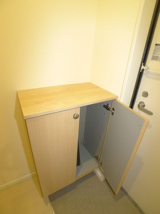 物件内観写真13　(靴箱)