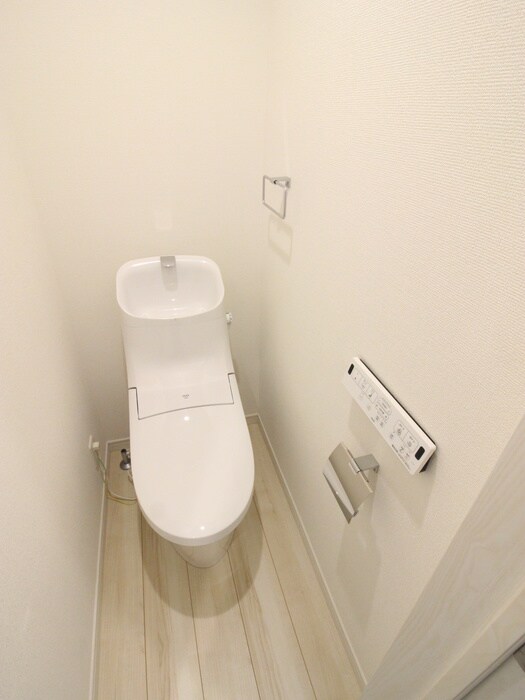 物件内観写真10　(トイレ)