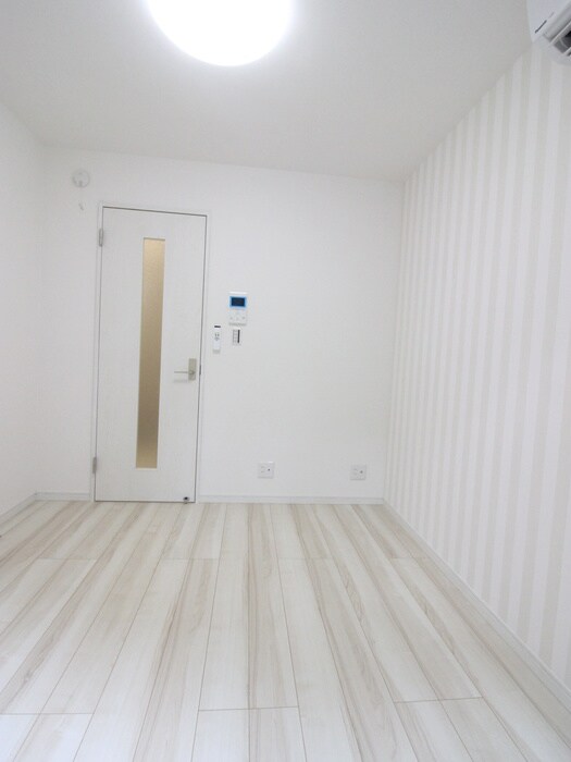 物件内観写真17　(居室)