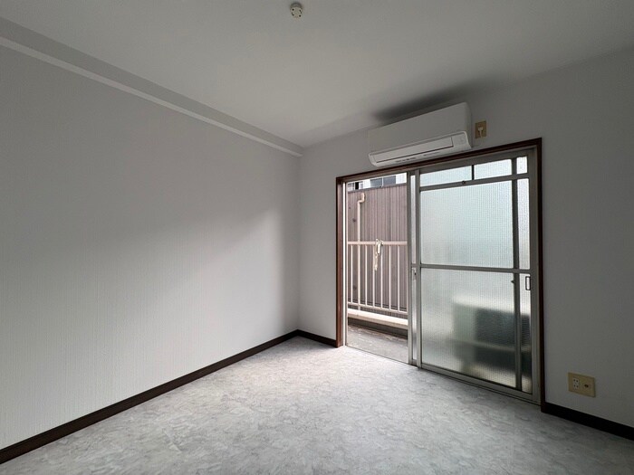 物件内観写真6　(居室)