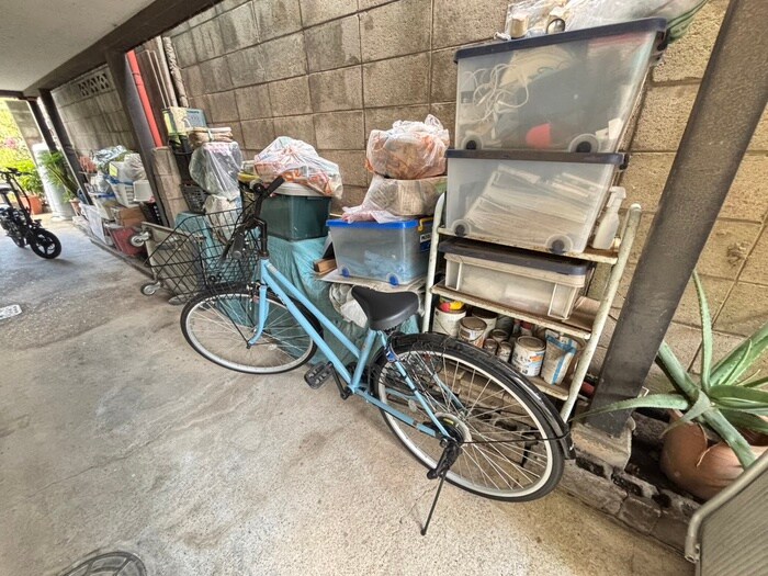 物件外観写真4　(駐輪場)