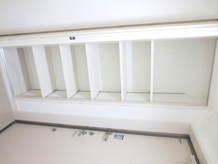 物件内観写真15　(靴箱)