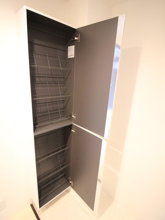 物件内観写真16　(収納)