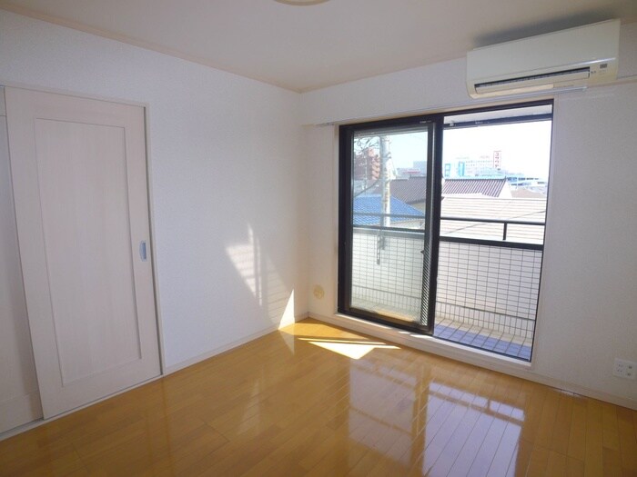 物件内観写真8　(居室)