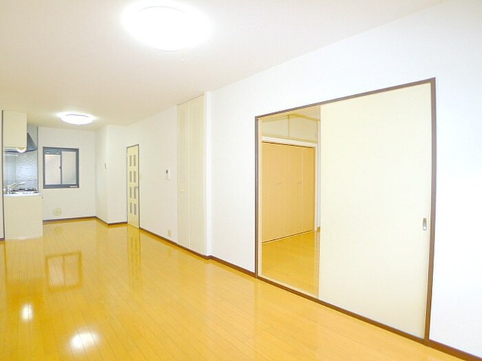 物件内観写真13　(居室)