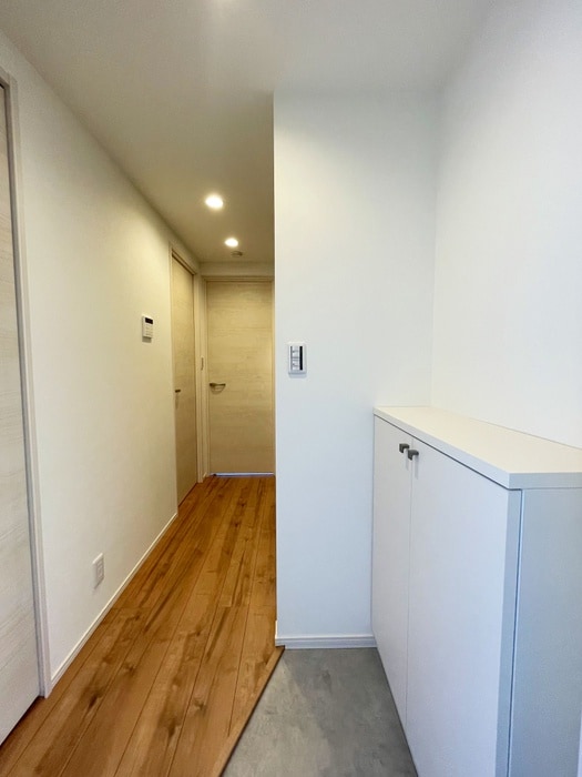 エテルノヴァローレ柏の玄関