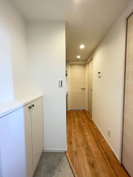 エテルノヴァローレ柏の玄関