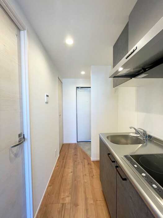 物件内観写真10　(廊下)