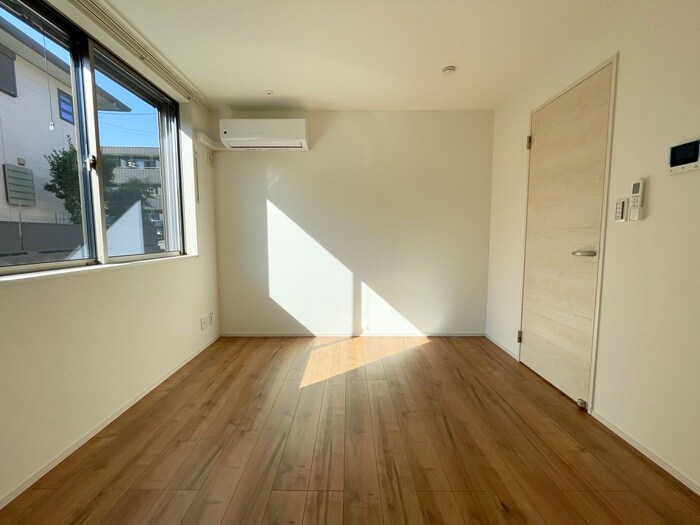 物件内観写真11　(居室)