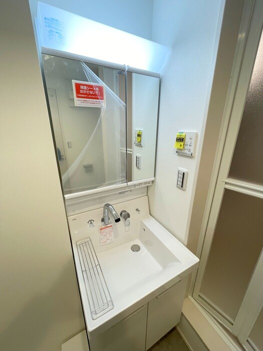 物件内観写真11　(洗面)