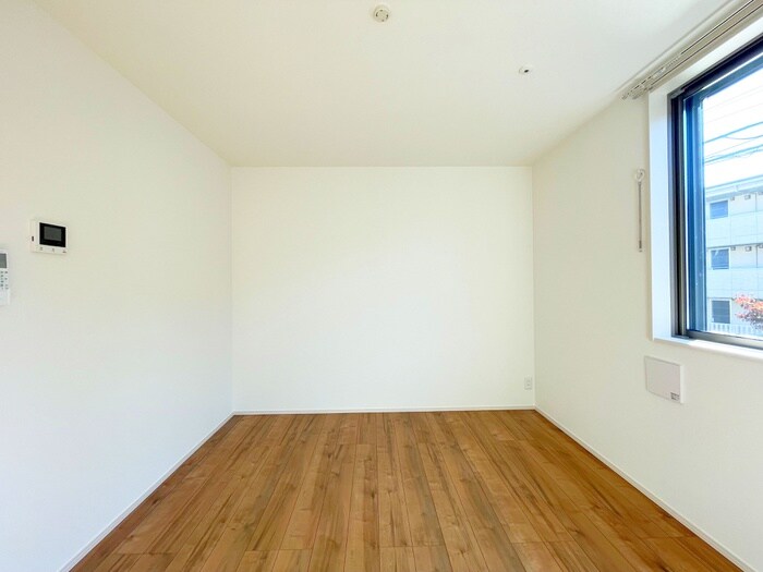 物件内観写真11　(居室)