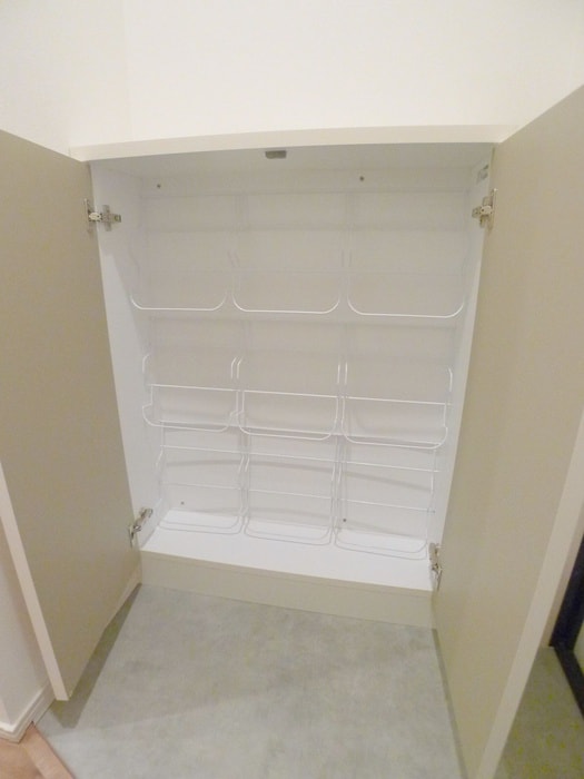 エテルノヴァローレ柏の靴箱