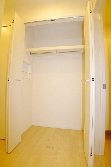 物件内観写真10　(収納)