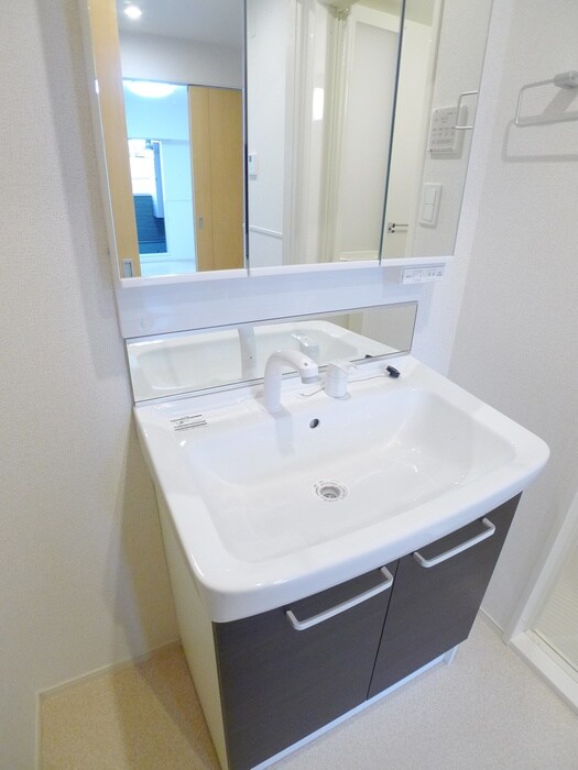 物件内観写真13　(洗面)