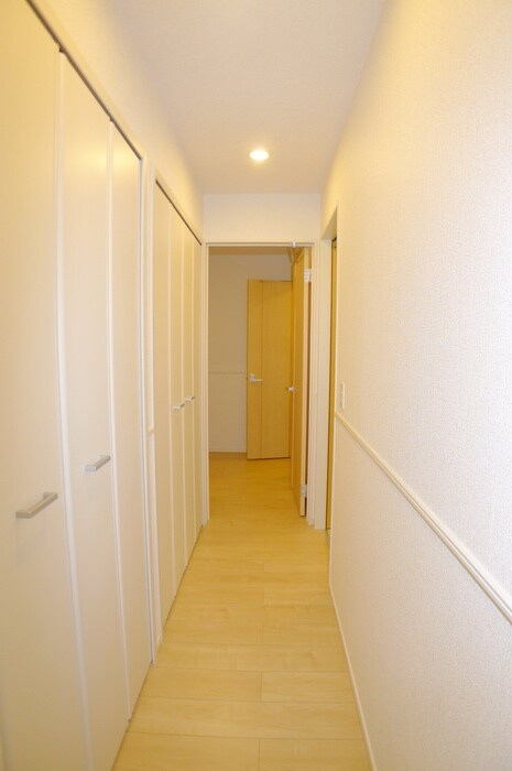 物件内観写真19　(廊下)