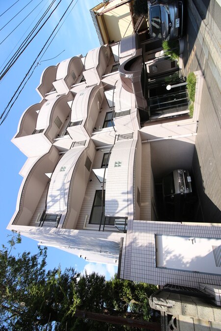 ラレーブ西ヶ原外観写真