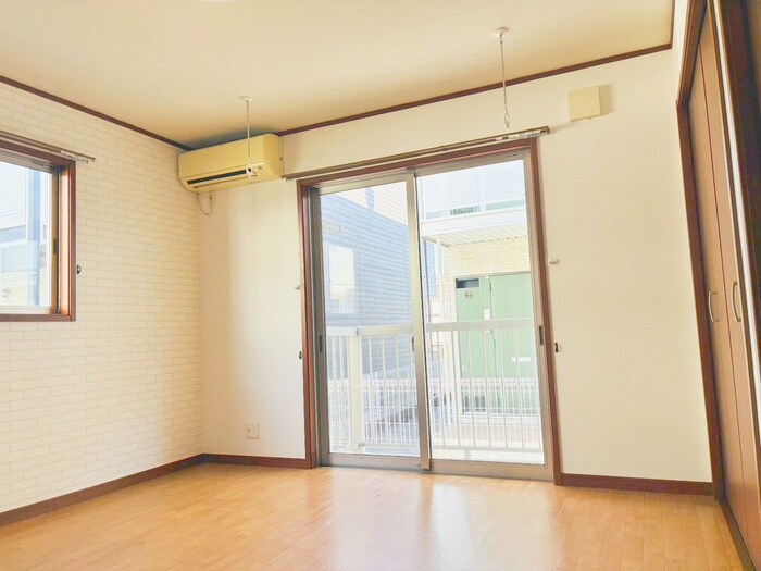 物件内観写真8　(居室)