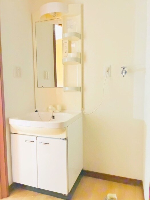 物件内観写真13　(洗面)