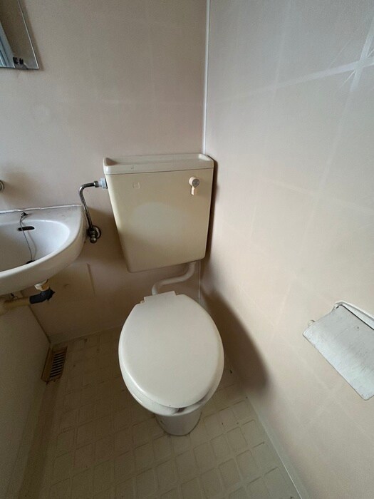 物件内観写真15　(トイレ)