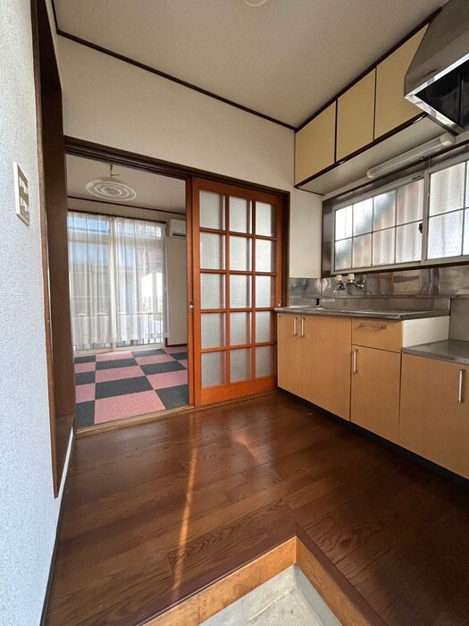 物件内観写真17　(廊下)