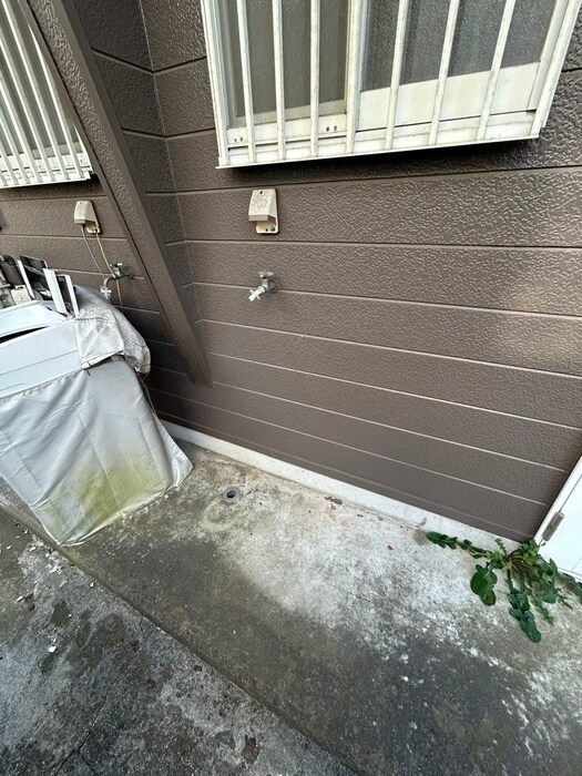 物件内観写真18　(洗濯機置場)