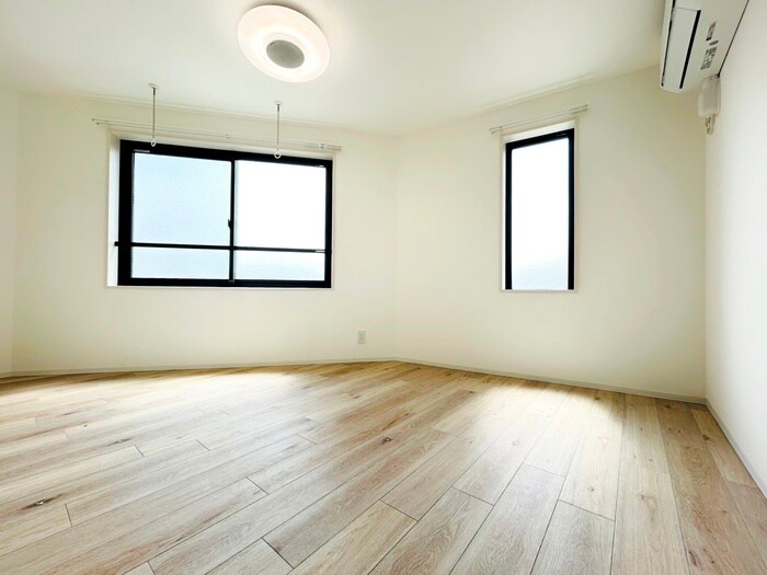物件内観写真7　(居室)