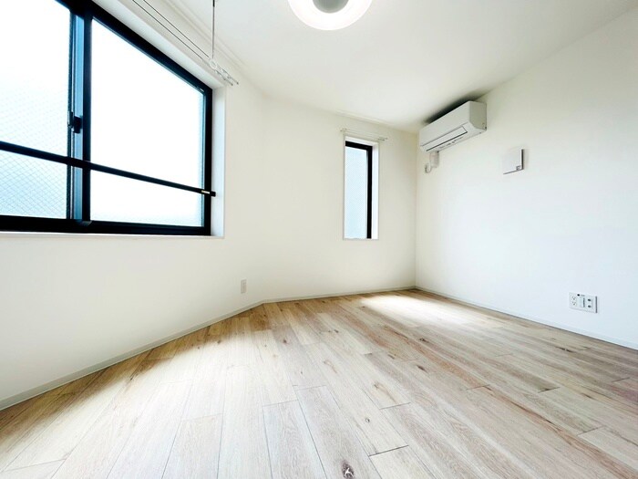 物件内観写真12　(居室)