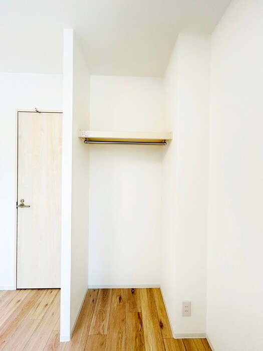 物件内観写真15　(収納)