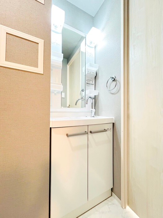 物件内観写真15　(洗面)