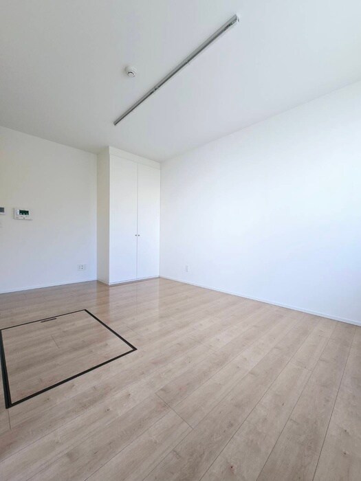 物件内観写真19　(居室)