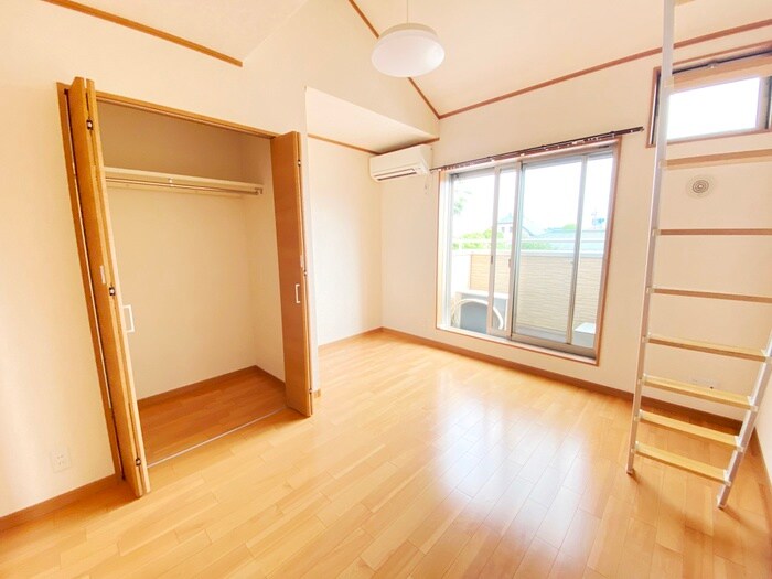 物件内観写真9　(居室)