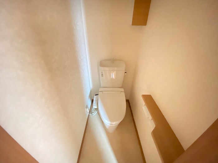 物件内観写真14　(トイレ)