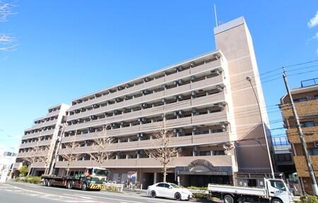 日神パレス磯子（３０３）外観写真