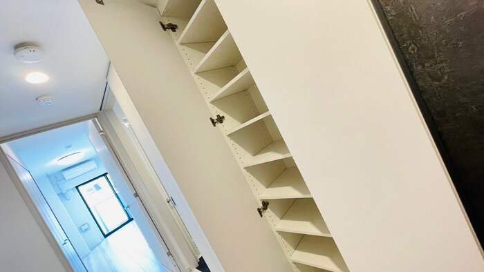 物件内観写真14　(靴箱)