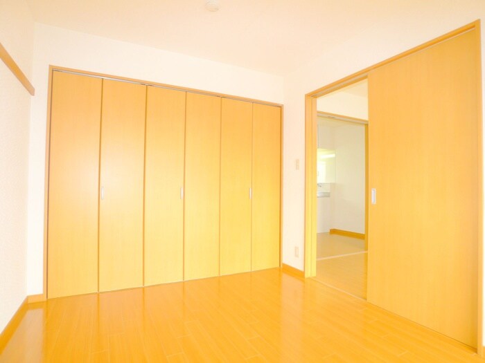 物件内観写真13　(居室)